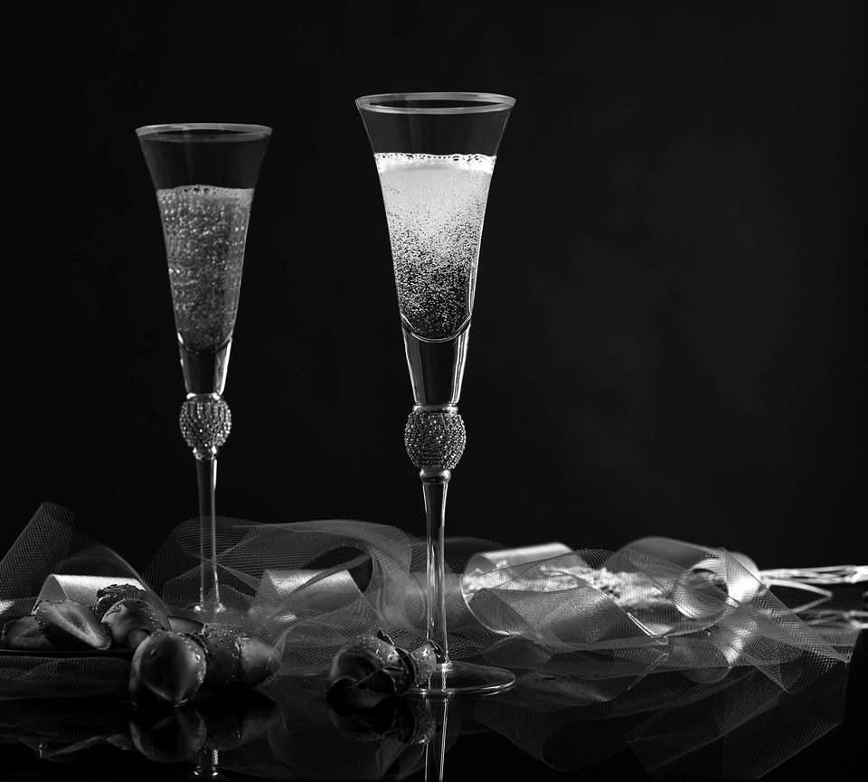 Luxury Diamond Rim Goblet Set Of 5