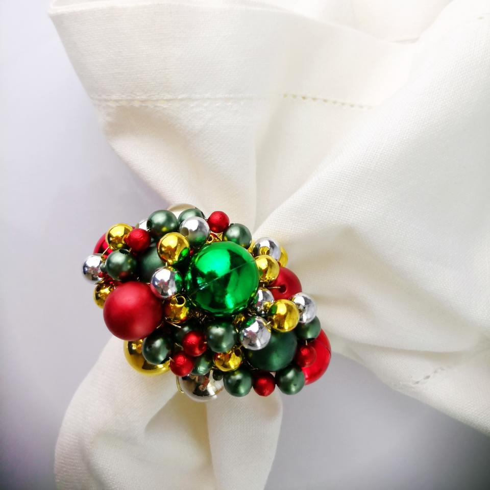 Elegant Christmas Ball Napkin Holder